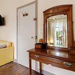 Couette-café La Belle Gabarre