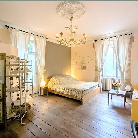 La Belle Gabarre 3* Groléjac