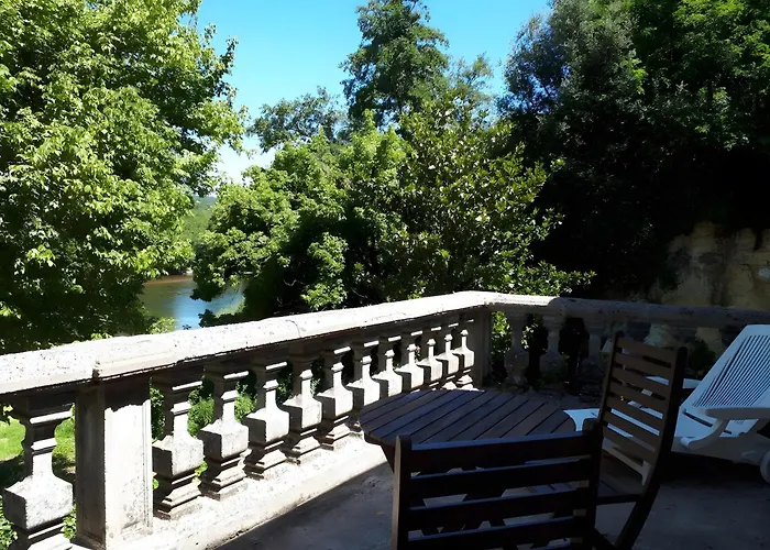 La Belle Gabarre Bed & Breakfast 3*